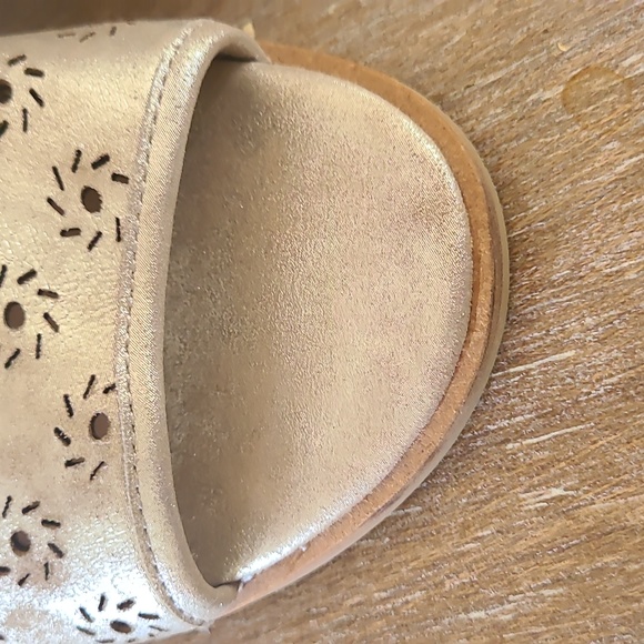 Jack Rogers Metallic Ronnie Mules in size 9 - Picture 3 of 8